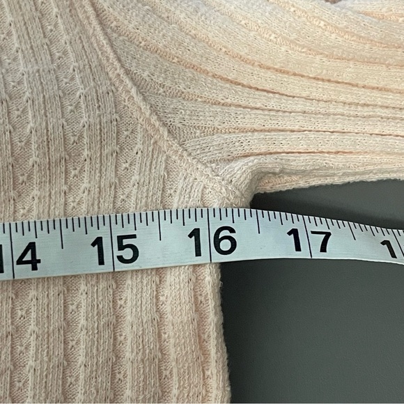 Free People Mixed Up Sweater Cuff Thermal Top – Size Small Petite - Picture 9 of 10